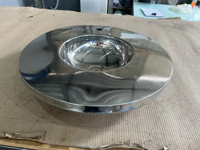 Peça em inox polido — Residencial e utensílios em aço inox